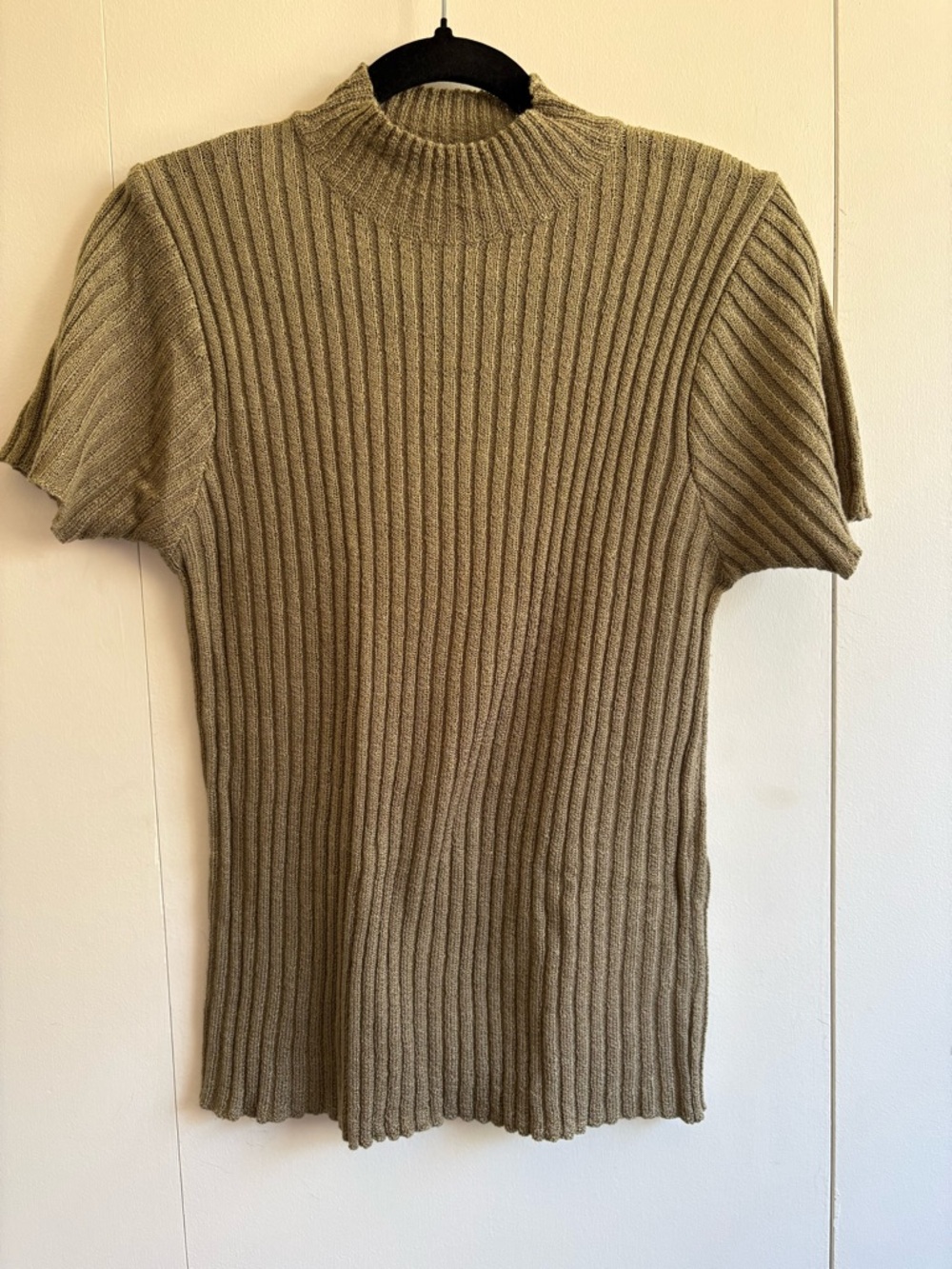 Vintage Ribbed Short Sleeve Mock Neck Top - Beige/Olive